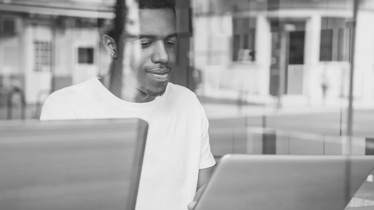 Cybersécurité 8 mesures essentielles pour protéger votre entreprise