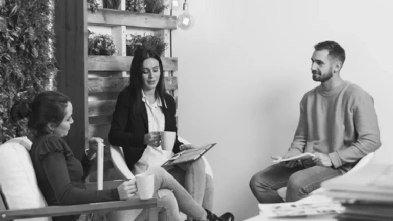 Mutualisation des moyens pour les associations : avantages et stratégies